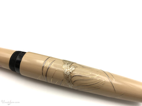Danitrio Silver Waves Maki-E on Takumi Fountain Pen